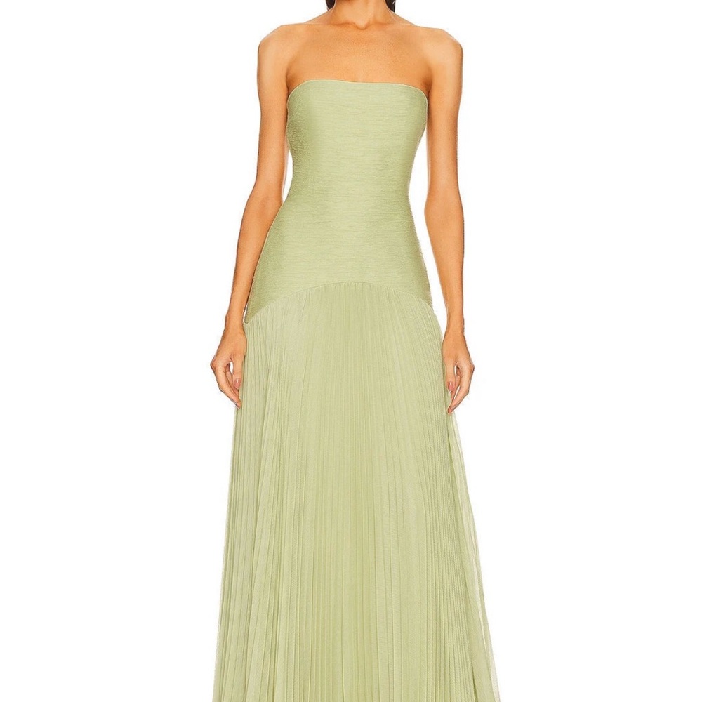 Elegant Strapless Pistachio Dress